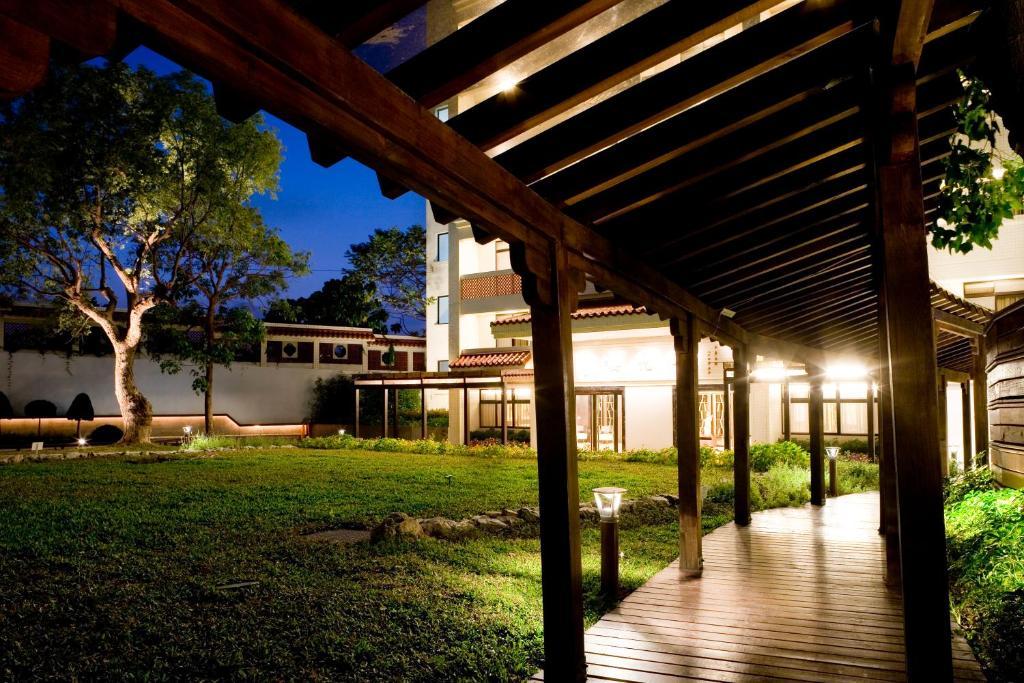 Longbon Resort Beitou 臺北 外观 照片